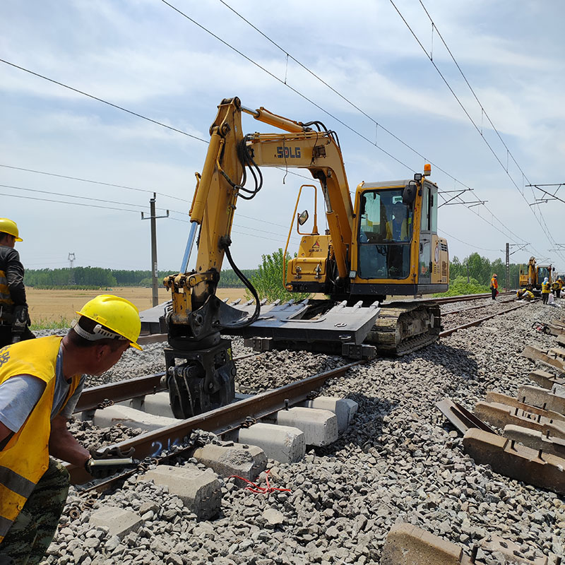 換枕設(shè)備施工現(xiàn)場